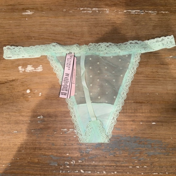 Victoria’s Secret Lace V-String with Gold Shimmer - Picture 2 of 2